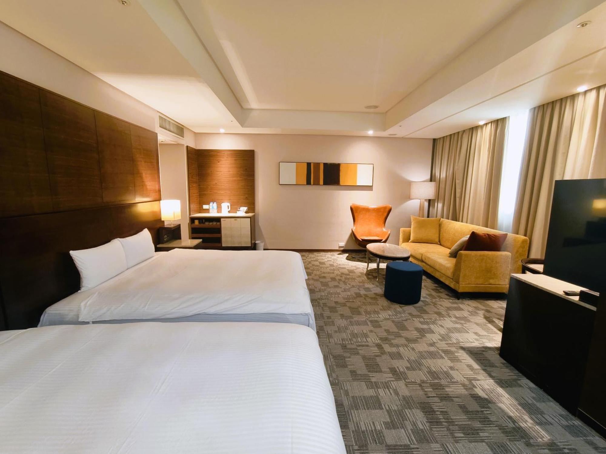 Via Hotel Breeze Taipei Dış mekan fotoğraf